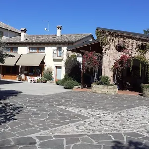 Agriturismo Melo In Fiore Farm stay