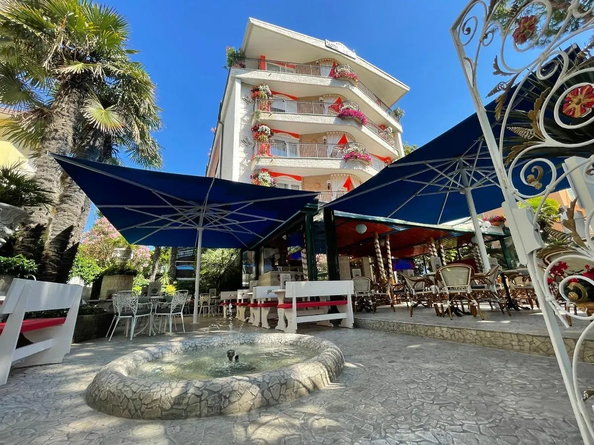 Milton Boutique Hotel Jesolo 4*,