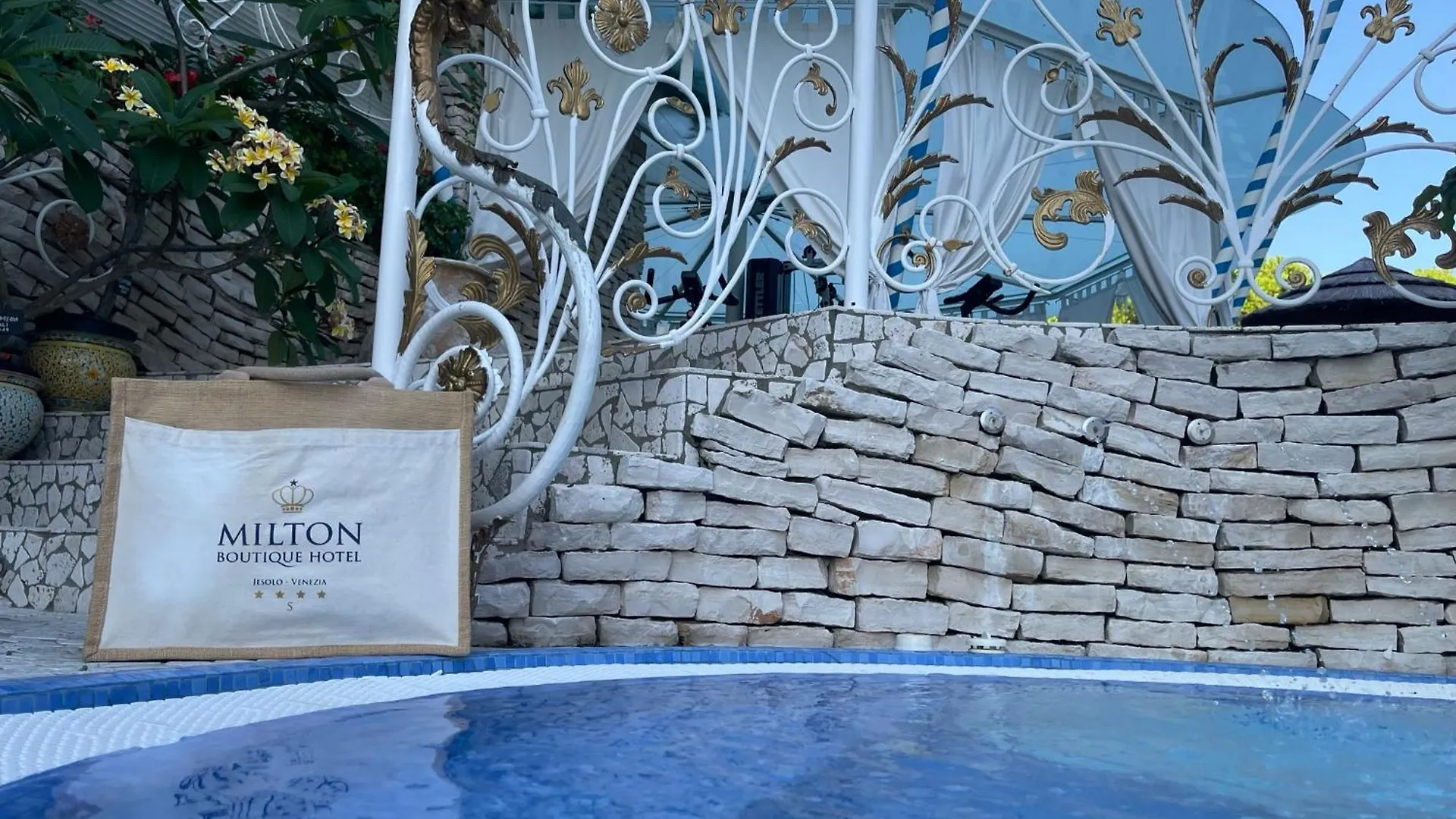 Milton Boutique Hotel - Adults Only Lido di Jesolo 4*,  Italy